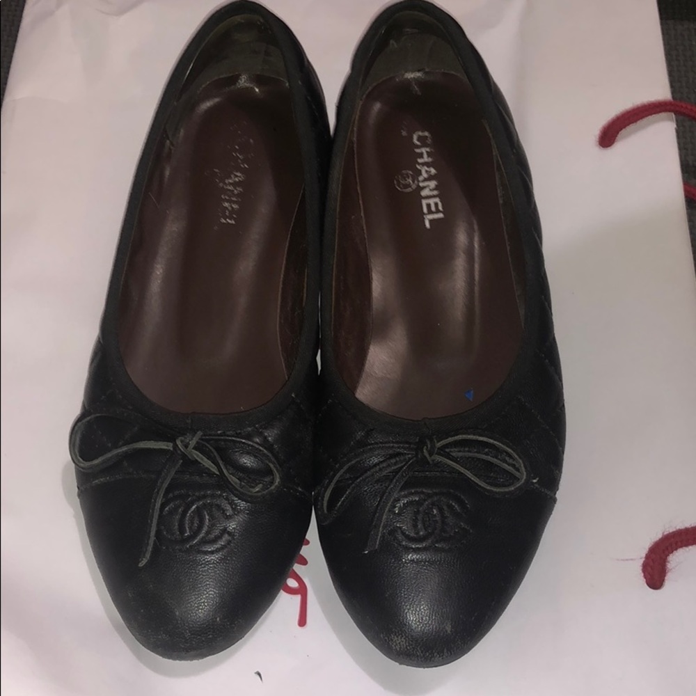 Authentic Chanel quilted ballet flats sz39